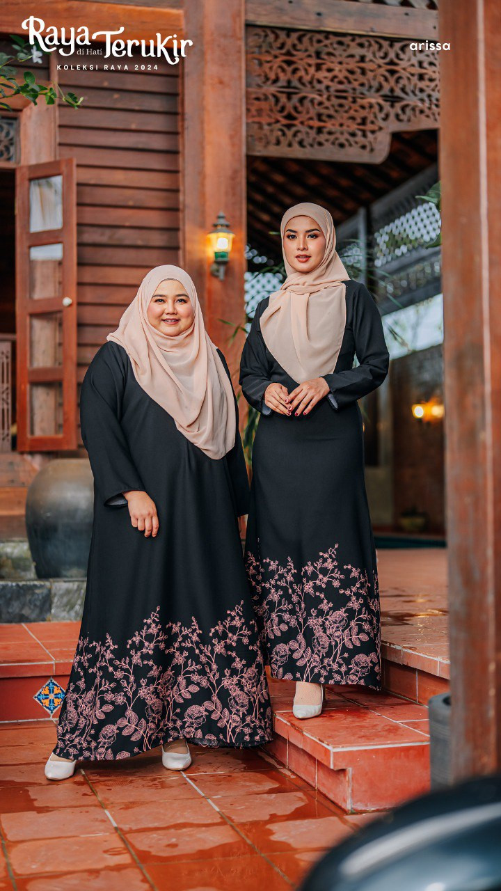 JUBAH MUSLIMAH FLORAL DELIMA PLUS SIZE S-5XL - COMO CREPE READY STOCK BAJU RAYA 2024 TRENDING IRONLESS VIRAL MURAH