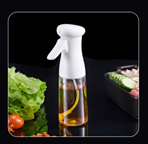 1Pcs 210ml High Qaulity Oil Spray Bottle Plastic Kitchen Olive Oil Sprayer for BBQ